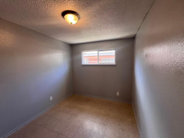 423 Dallas Street SE C, Albuquerque, NM 87108