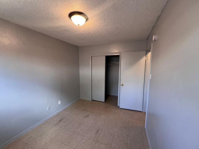 423 Dallas Street SE C, Albuquerque, NM 87108