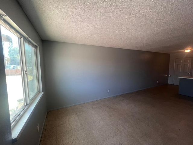 423 Dallas Street SE C, Albuquerque, NM 87108