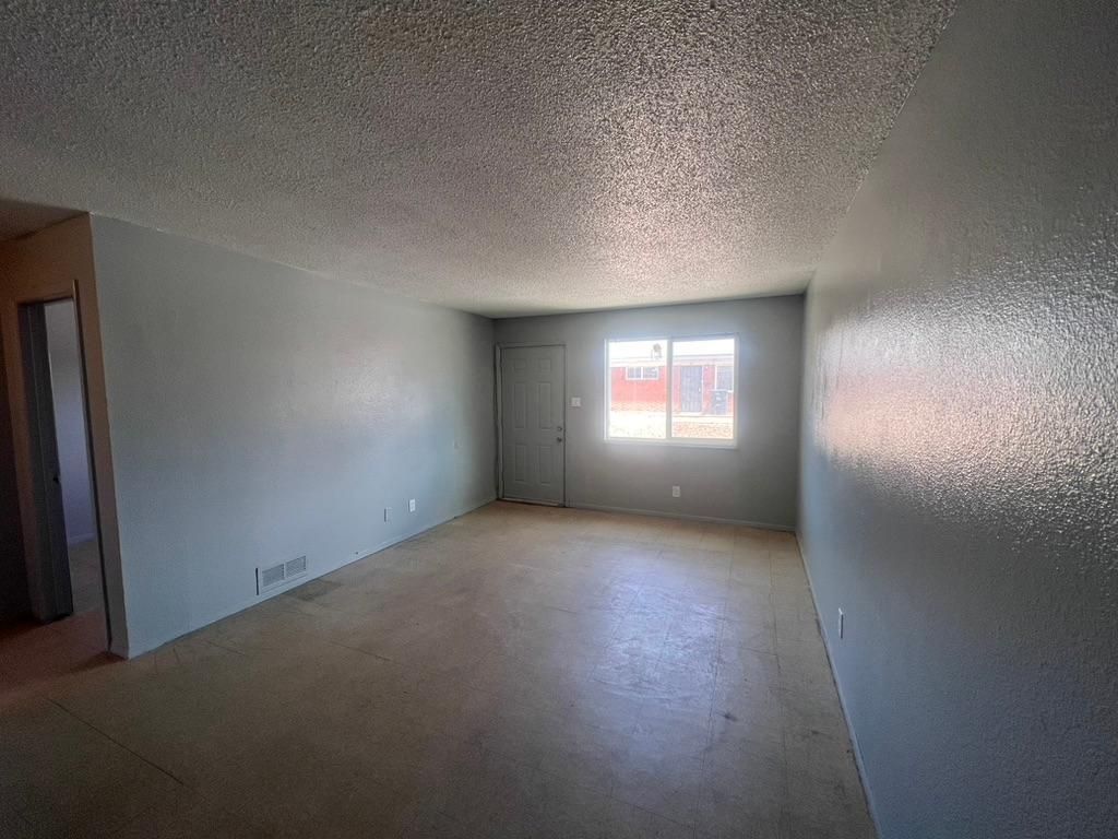 423 Dallas Street SE C, Albuquerque, NM 87108