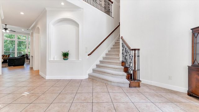 3 N Fair Manor Circle, Spring, TX 77382