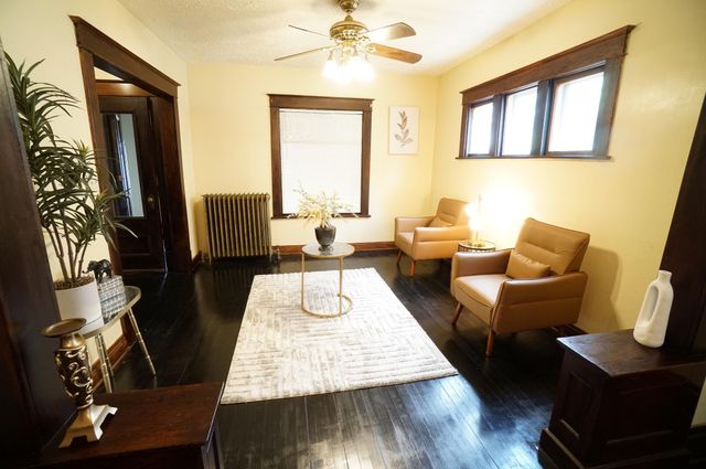 115 E 35th Street, Minneapolis, MN 55408