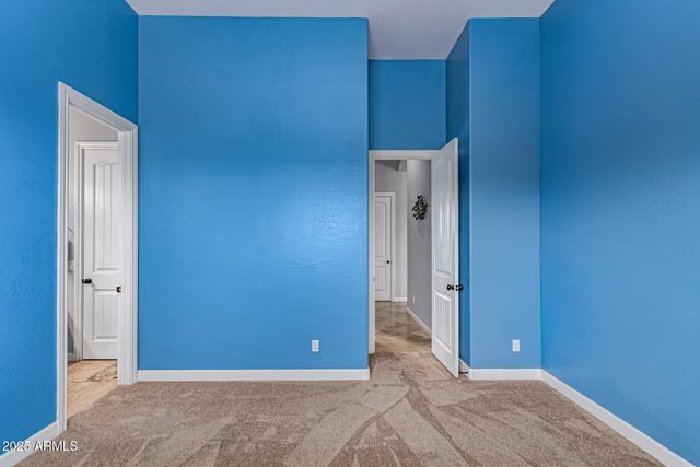 28217 N FINCH Trail, San Tan Valley, AZ 85144