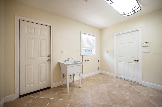 3313 WESTSHORE DRIVE, St Cloud, FL 34772