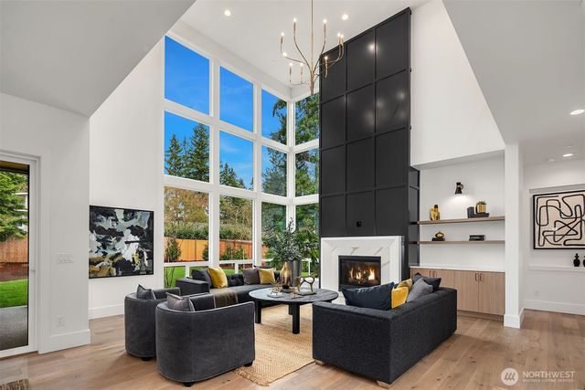 16544 SE 28th Street, Bellevue, WA 98008