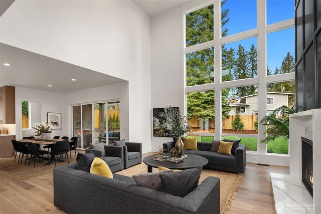 16544 SE 28th Street, Bellevue, WA 98008