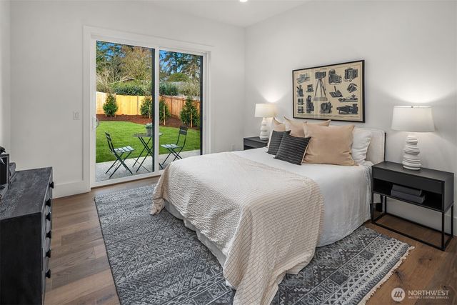 16544 SE 28th Street, Bellevue, WA 98008