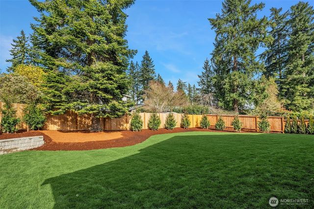 16544 SE 28th Street, Bellevue, WA 98008