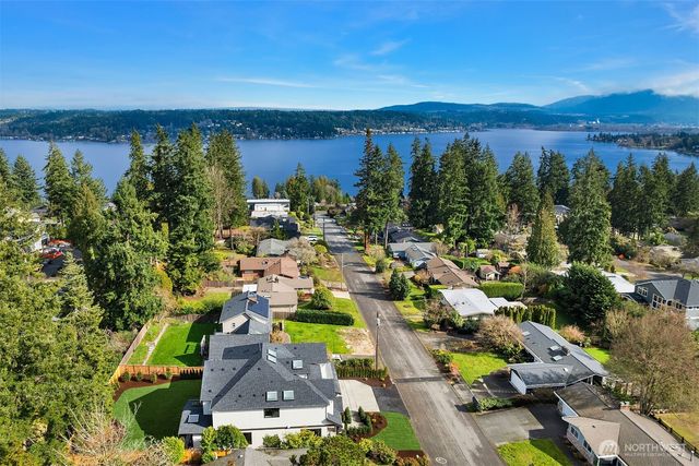 16544 SE 28th Street, Bellevue, WA 98008