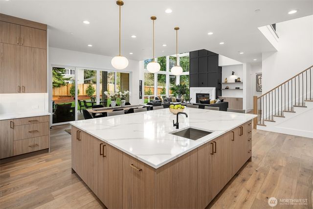 16544 SE 28th Street, Bellevue, WA 98008