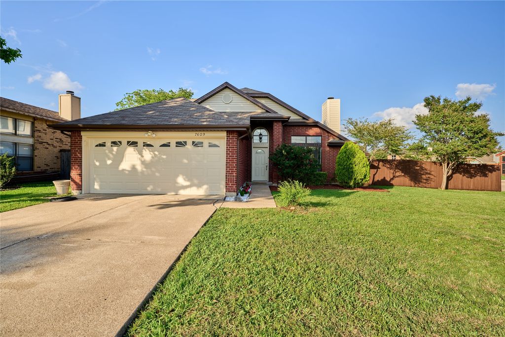 7609 Clairmont Avenue, Rowlett, TX 75089