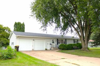 1520 N Elm Street, Fairmont, MN 56031