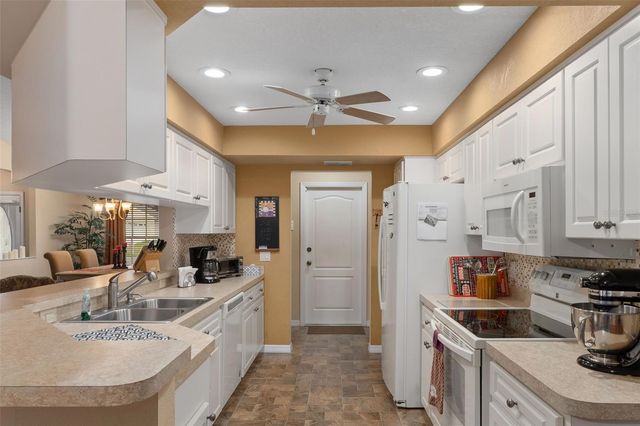 2427 ANCHOR AVENUE, Spring Hill, FL 34608