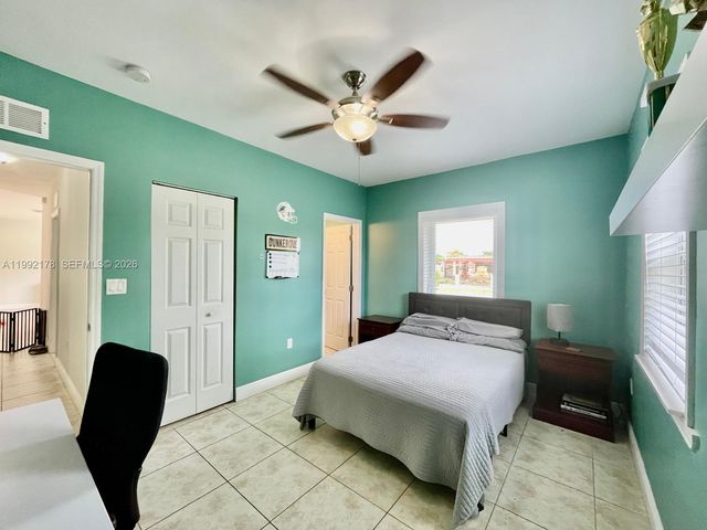 5820 SW 113th Ct, Miami, FL 33173