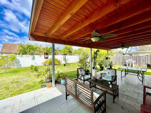 5820 SW 113th Ct, Miami, FL 33173