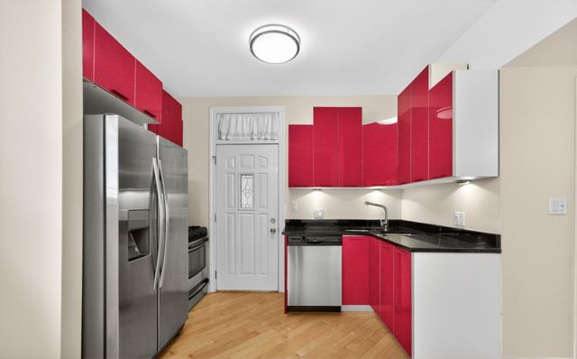 906 W Winona Street 2S, Chicago, IL 60640