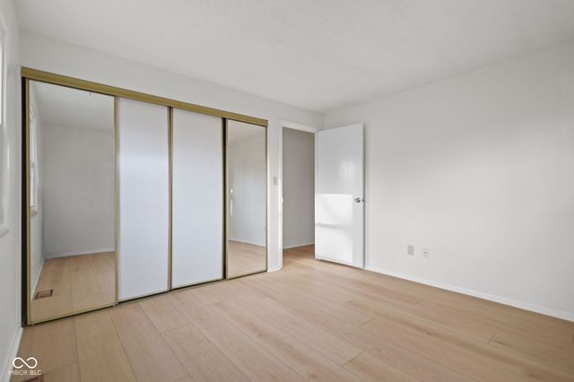 8856 Moll Drive, Fishers, IN 46038