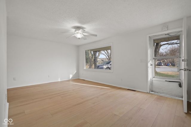 8856 Moll Drive, Fishers, IN 46038