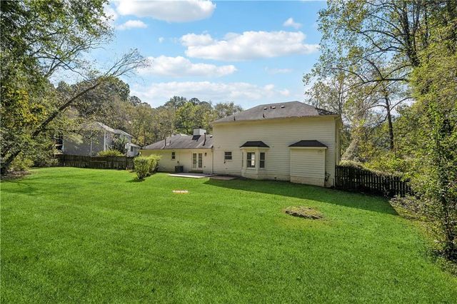 120 Birch Court, Fayetteville, GA 30214