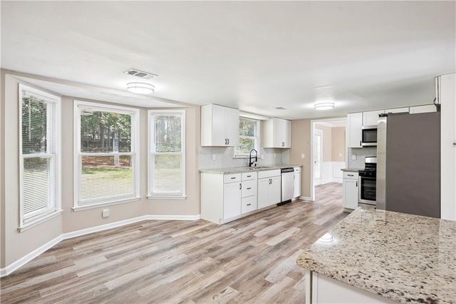 120 Birch Court, Fayetteville, GA 30214
