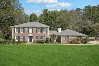 120 Birch Court, Fayetteville, GA 30214