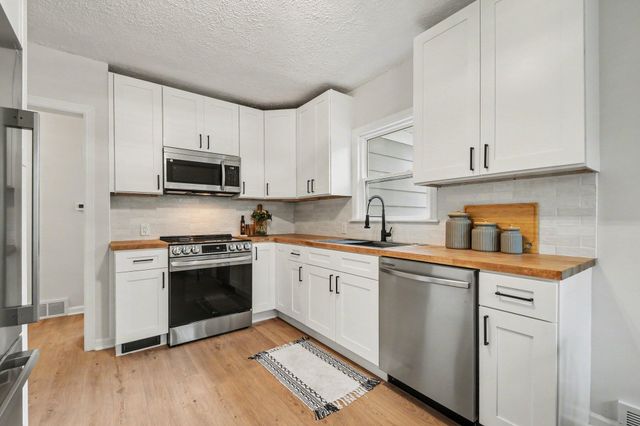 1064 Eastern Avenue Ne, City Of Grand Rapids, MI 49503