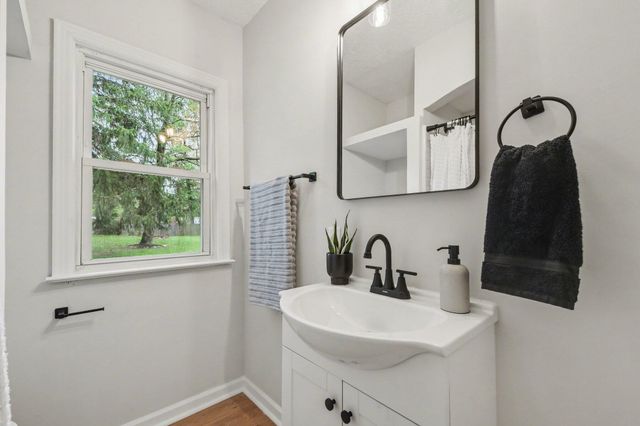 1064 Eastern Avenue Ne, City Of Grand Rapids, MI 49503