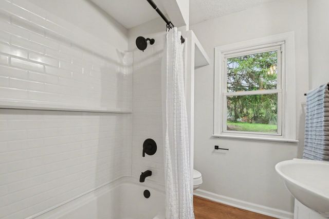 1064 Eastern Avenue Ne, City Of Grand Rapids, MI 49503