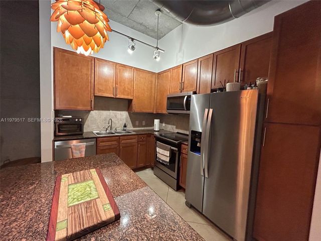 2001 Biscayne Blvd 2310, Miami, FL 33137