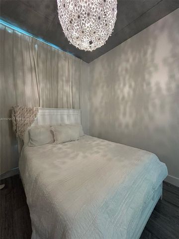 2001 Biscayne Blvd 2310, Miami, FL 33137