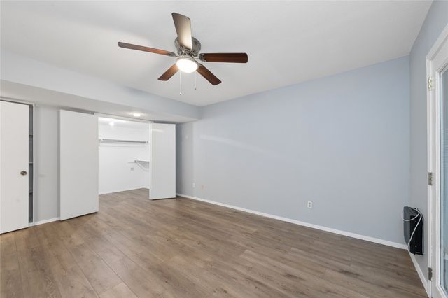 513 Hunters Glen Street, Lewisville, TX 75067