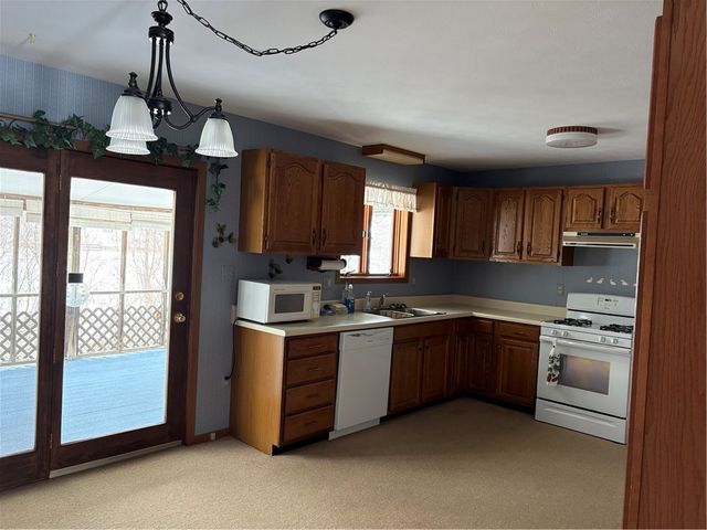 101 Ridgewood Dr, Geneva City, NY 14456