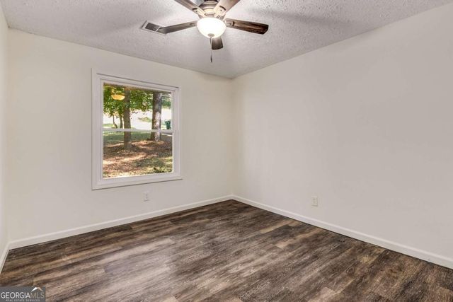 230 Apple Branch Drive, Woodstock, GA 30188