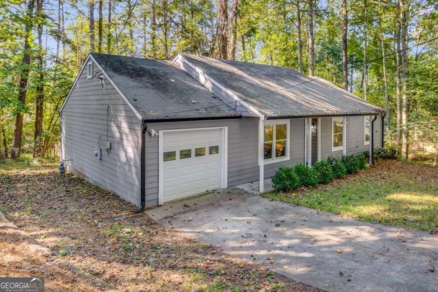 230 Apple Branch Drive, Woodstock, GA 30188