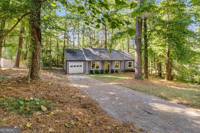 230 Apple Branch Drive, Woodstock, GA 30188