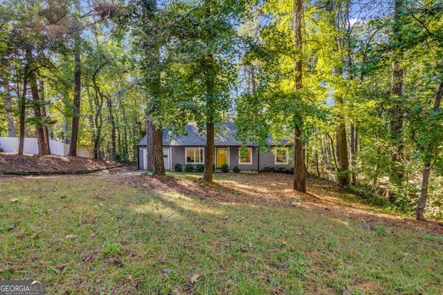 230 Apple Branch Drive, Woodstock, GA 30188