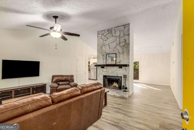 230 Apple Branch Drive, Woodstock, GA 30188