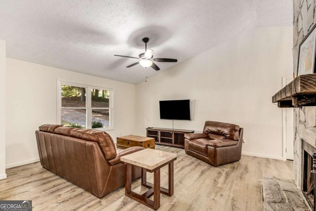 230 Apple Branch Drive, Woodstock, GA 30188