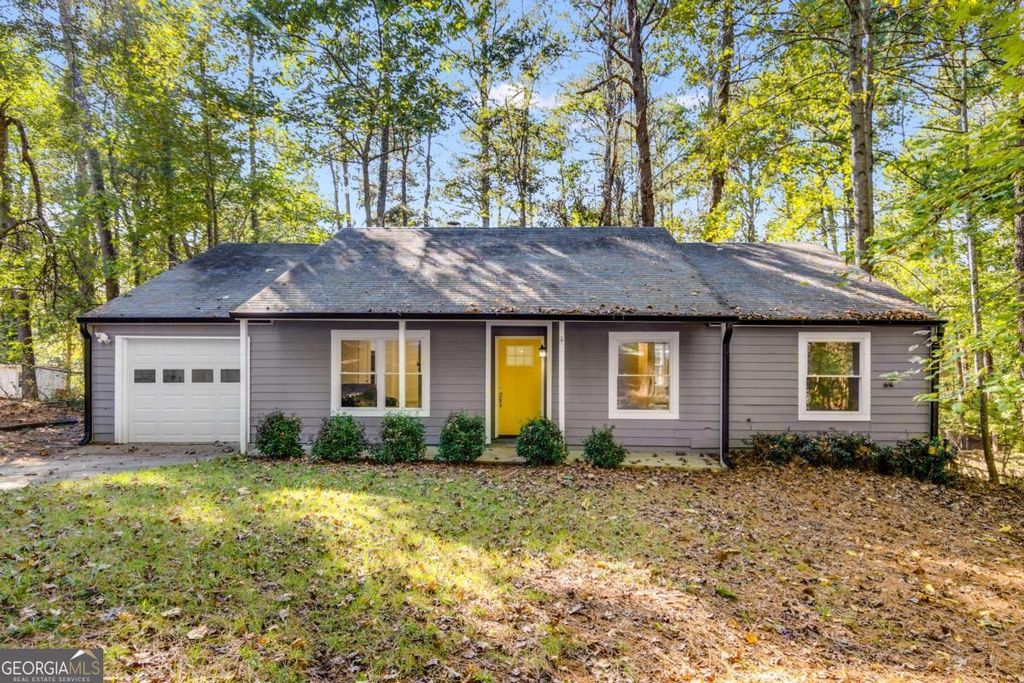 230 Apple Branch Drive, Woodstock, GA 30188