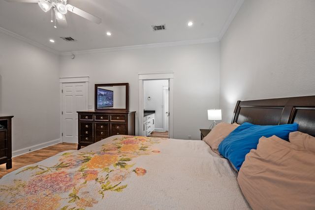27 Circle Drive, Denison, TX 75021