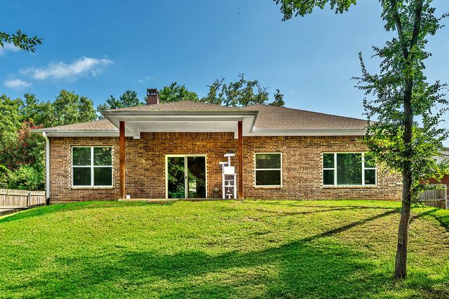 27 Circle Drive, Denison, TX 75021