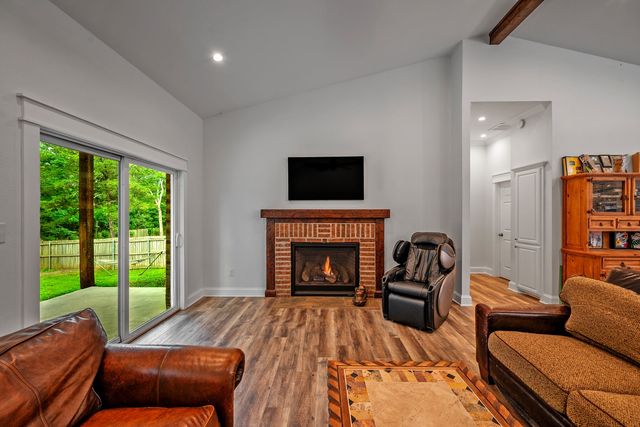 27 Circle Drive, Denison, TX 75021