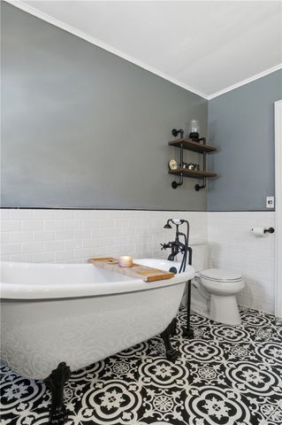 818 W Water Street, Elmira City, NY 14905