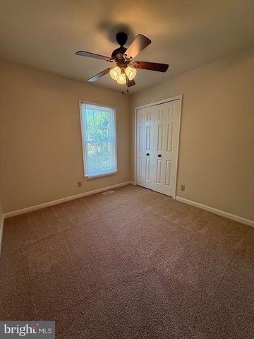 5805 COOLIDGE CT, Fredericksburg, VA 22407