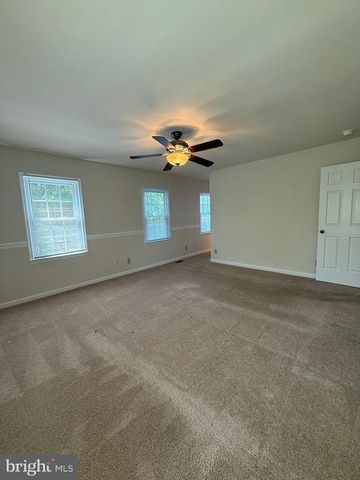 5805 COOLIDGE CT, Fredericksburg, VA 22407