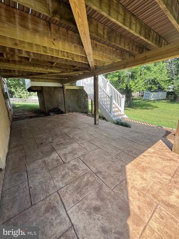 5805 COOLIDGE CT, Fredericksburg, VA 22407