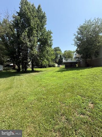 5805 COOLIDGE CT, Fredericksburg, VA 22407