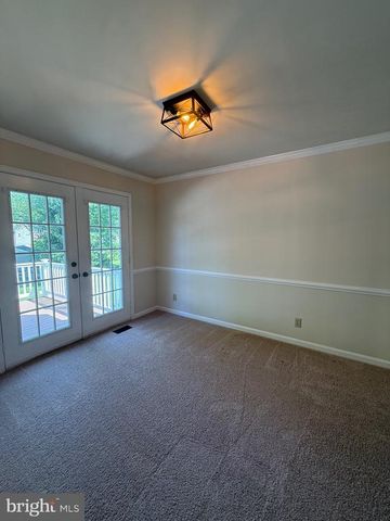 5805 COOLIDGE CT, Fredericksburg, VA 22407