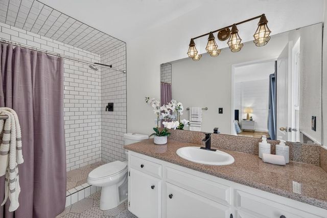 451 Mcarthur Avenue, Clovis, CA 93611