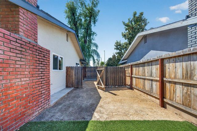 451 Mcarthur Avenue, Clovis, CA 93611